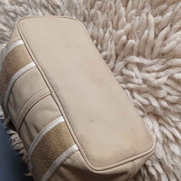 COACH  purse - Picture 6 of 16